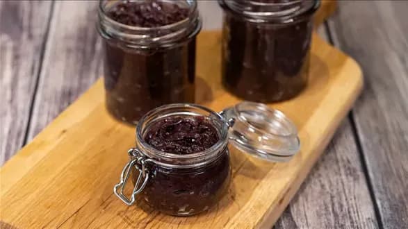 Domowa konfitura do herbaty - przepis na idealny dodatek do ulubionego napoju