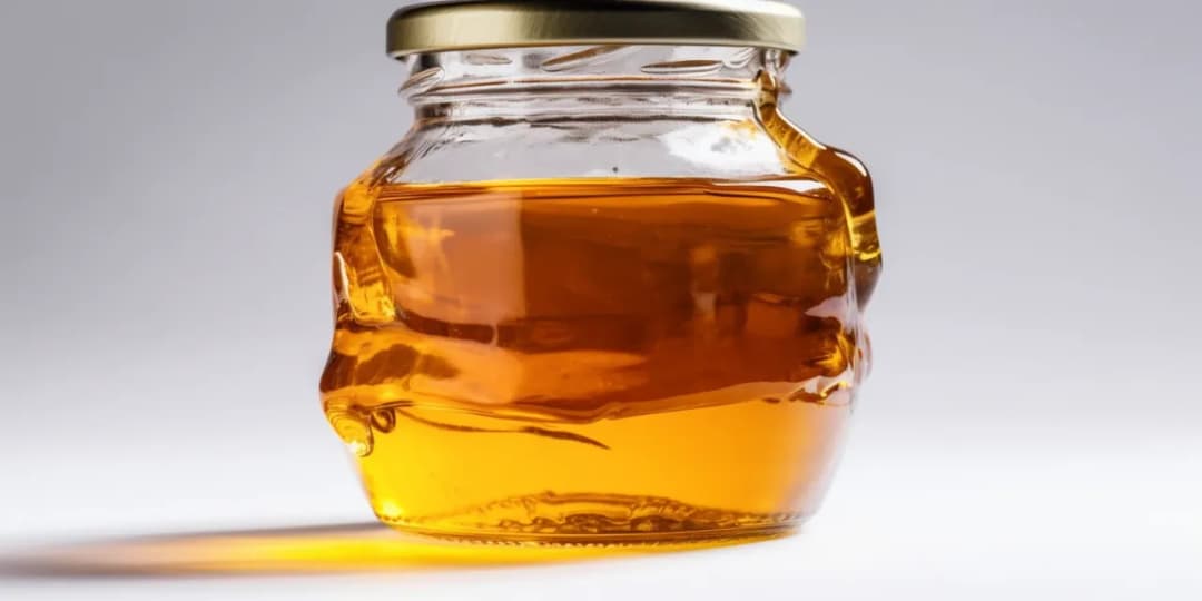 Jak prawidłowo dodawać miód do herbaty - skuteczne sposoby i zalecenia