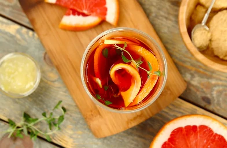 Najlepsza herbata z grejpfrutem: 3 przepisy na rozgrzewający napój