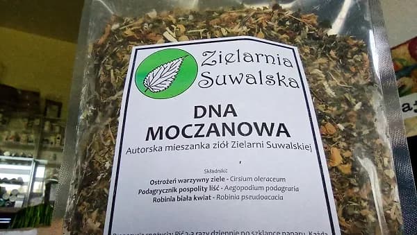 Jakie herbaty przy dnie moczanowej są bezpieczne: pełna lista naparów