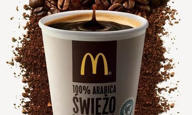 Jaką kawę wybrać w McDonald's? Rodzaje, smaki i ceny kaw w menu