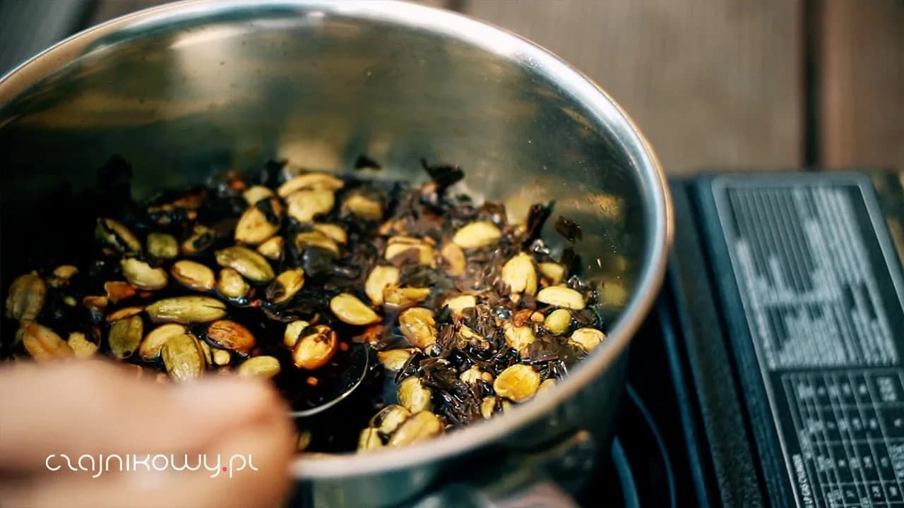 Jak przygotować aromatyczną herbatę z kardamonem: najlepszy przepis domowy